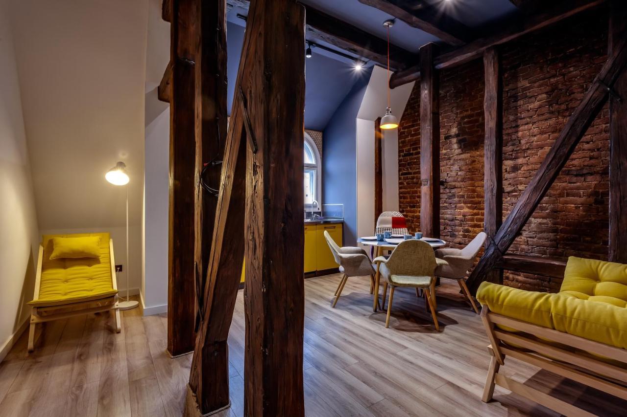 Leogrand Apartments On Kniazia Romana 6 Lviv Exteriör bild